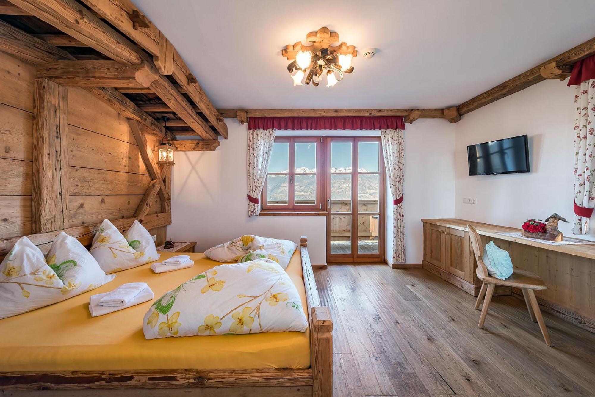 Chalets Almdorf Haidenberg Brunico Quarto foto